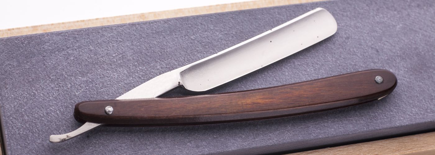 What Is A Straight Razor